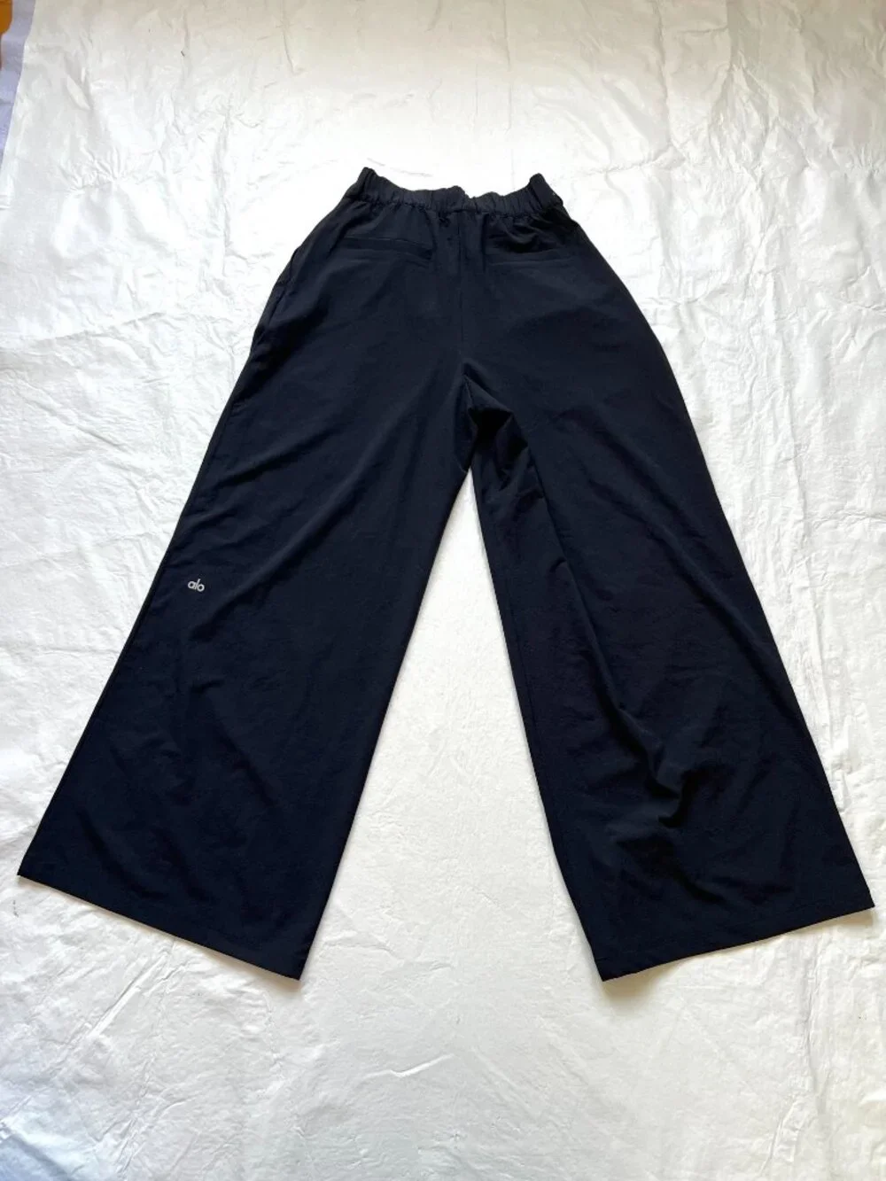 Alo wide leg pants black High-Waist Dreamscape Trouser womens medium pleated
